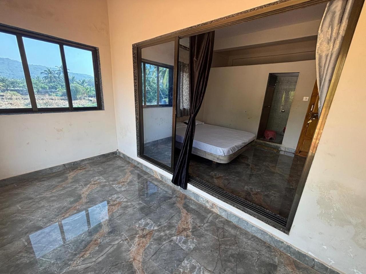 Shobhnath Home Stay Harnai Rum bild